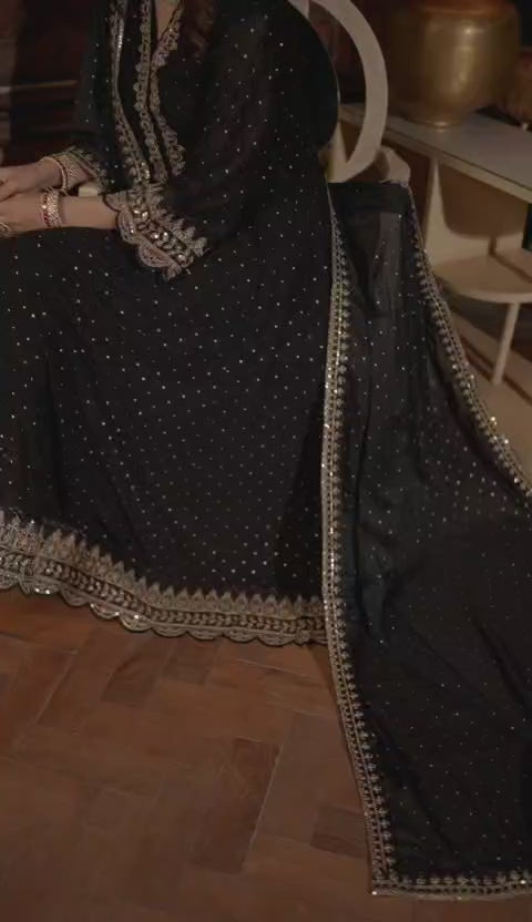 Black chicken gold embroideried anarkali
